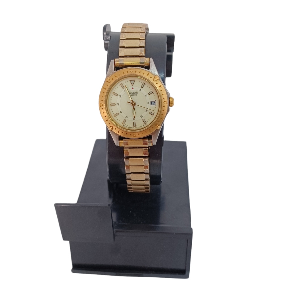 Pulsar Women’s Watch V827-0520 Silver & Gold Tone Quartz Watch w/ Stretch Band
